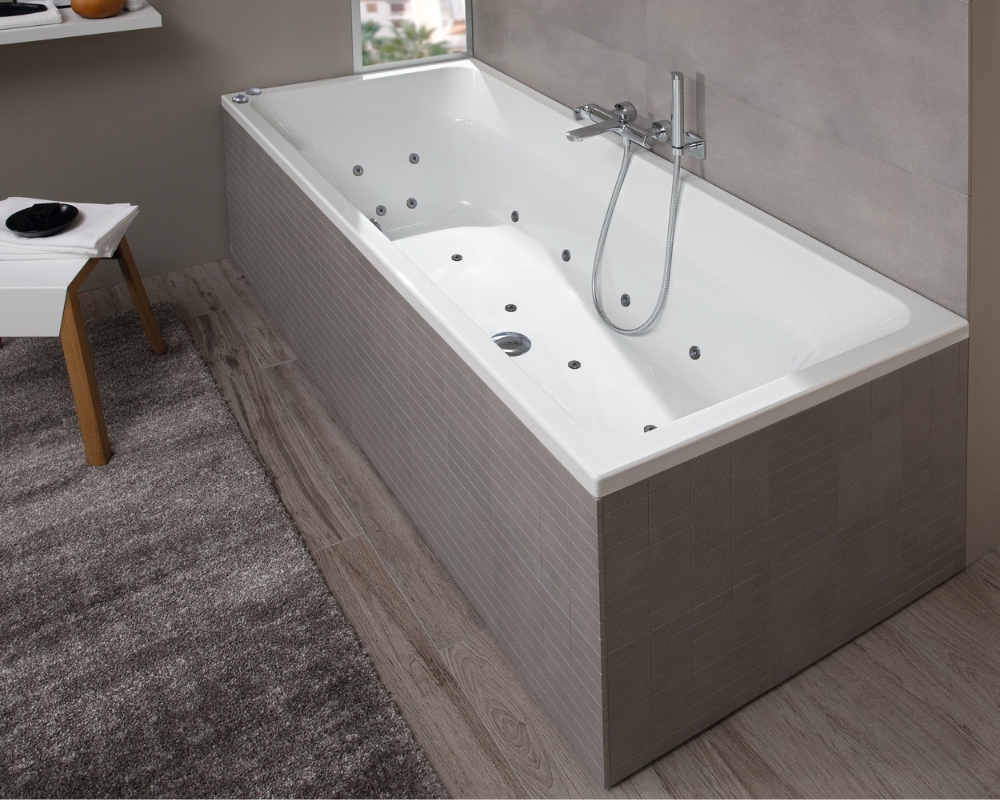 image of villeroy and boch targa whirlpool bath